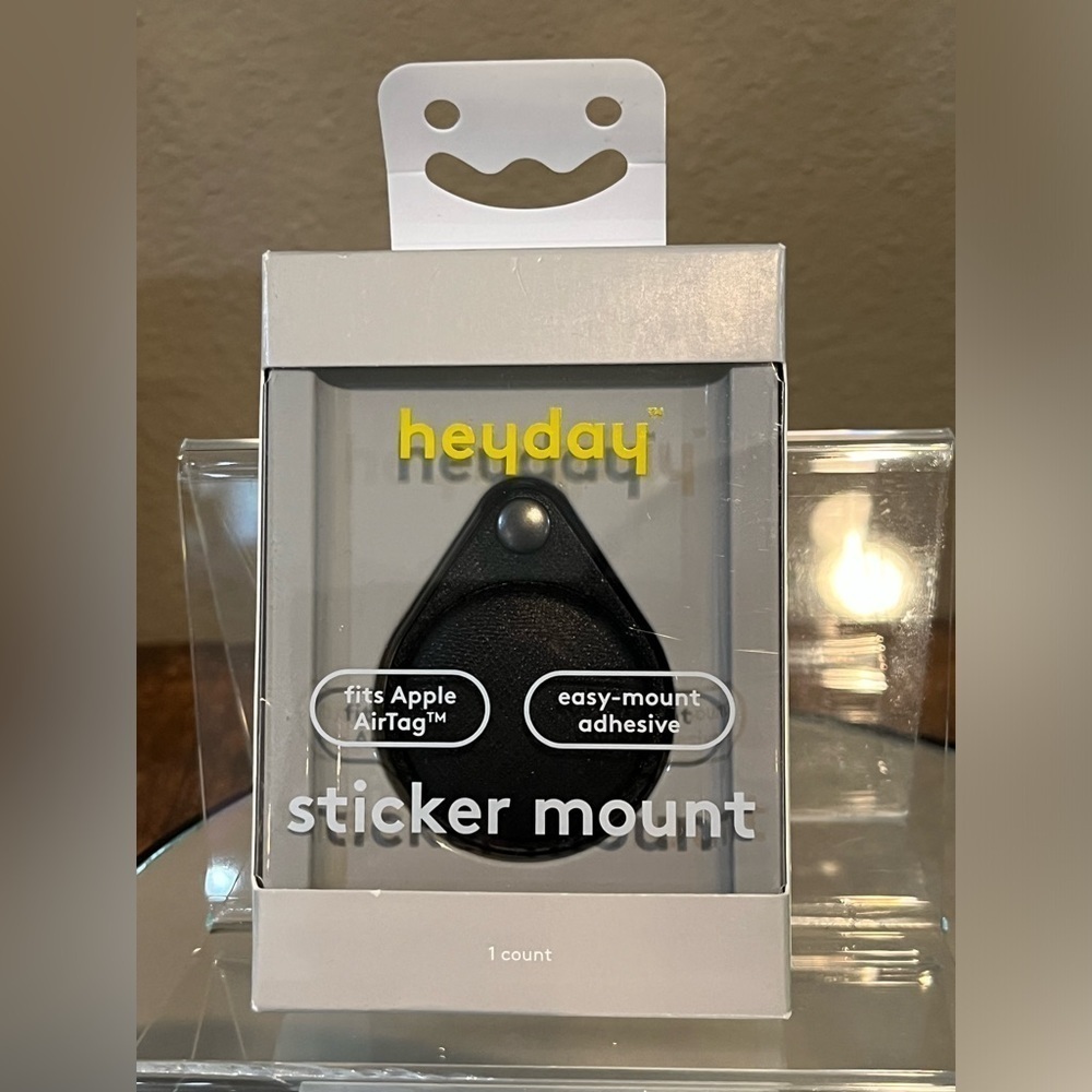 HeyDay sticker mount, fits Apple AirTag, new!